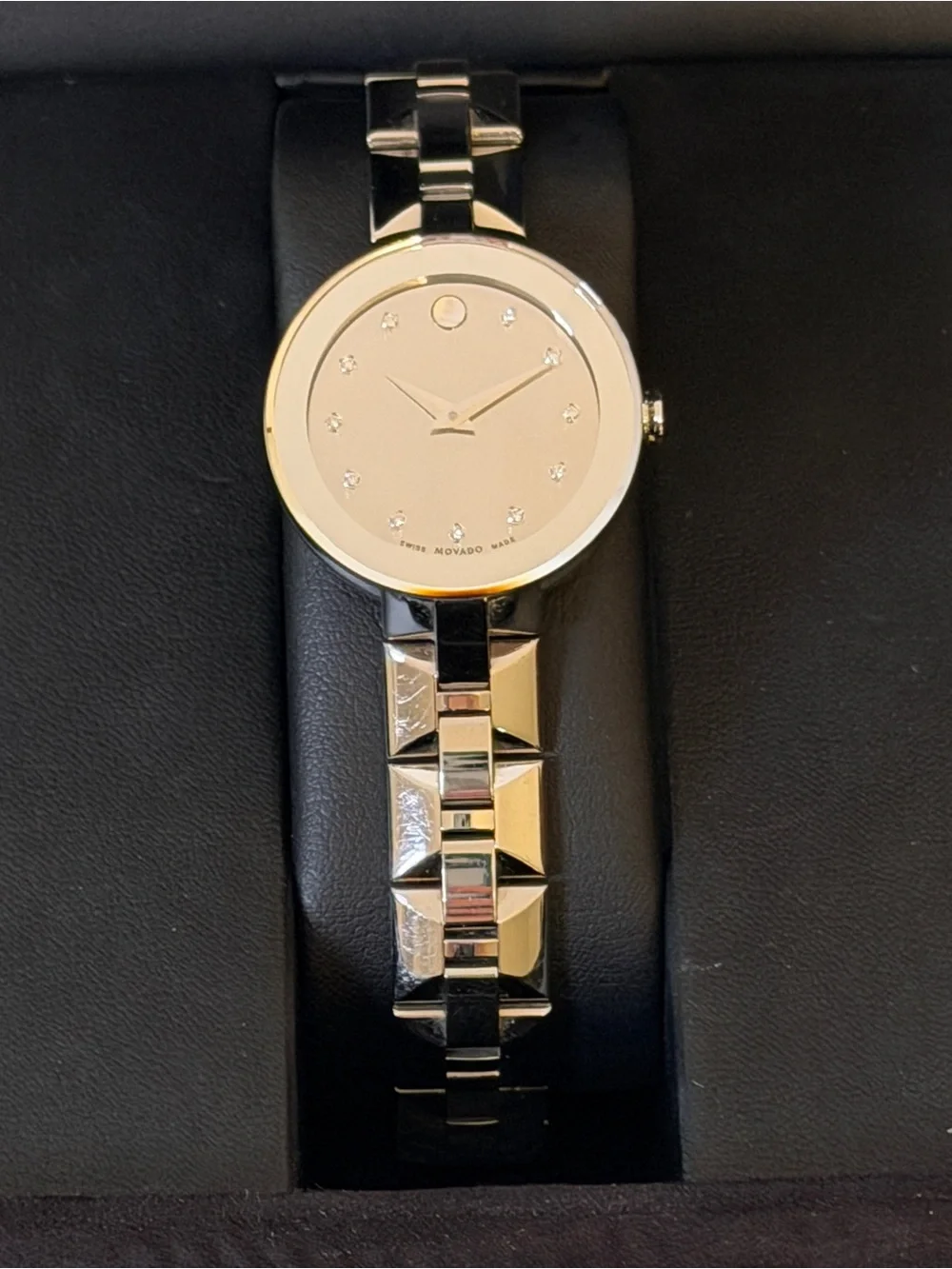 Movado Museum Women’s Watch | Silver Tone | Diamond Accent | Sapphire Crystal